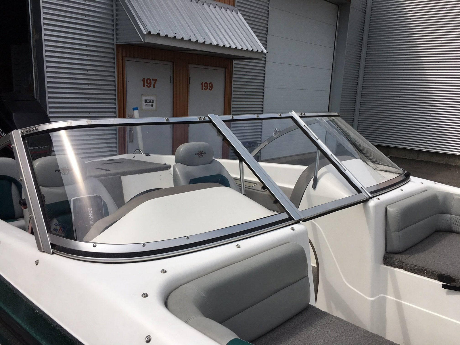 Curved Glass Boat Windshield Repair Replacement