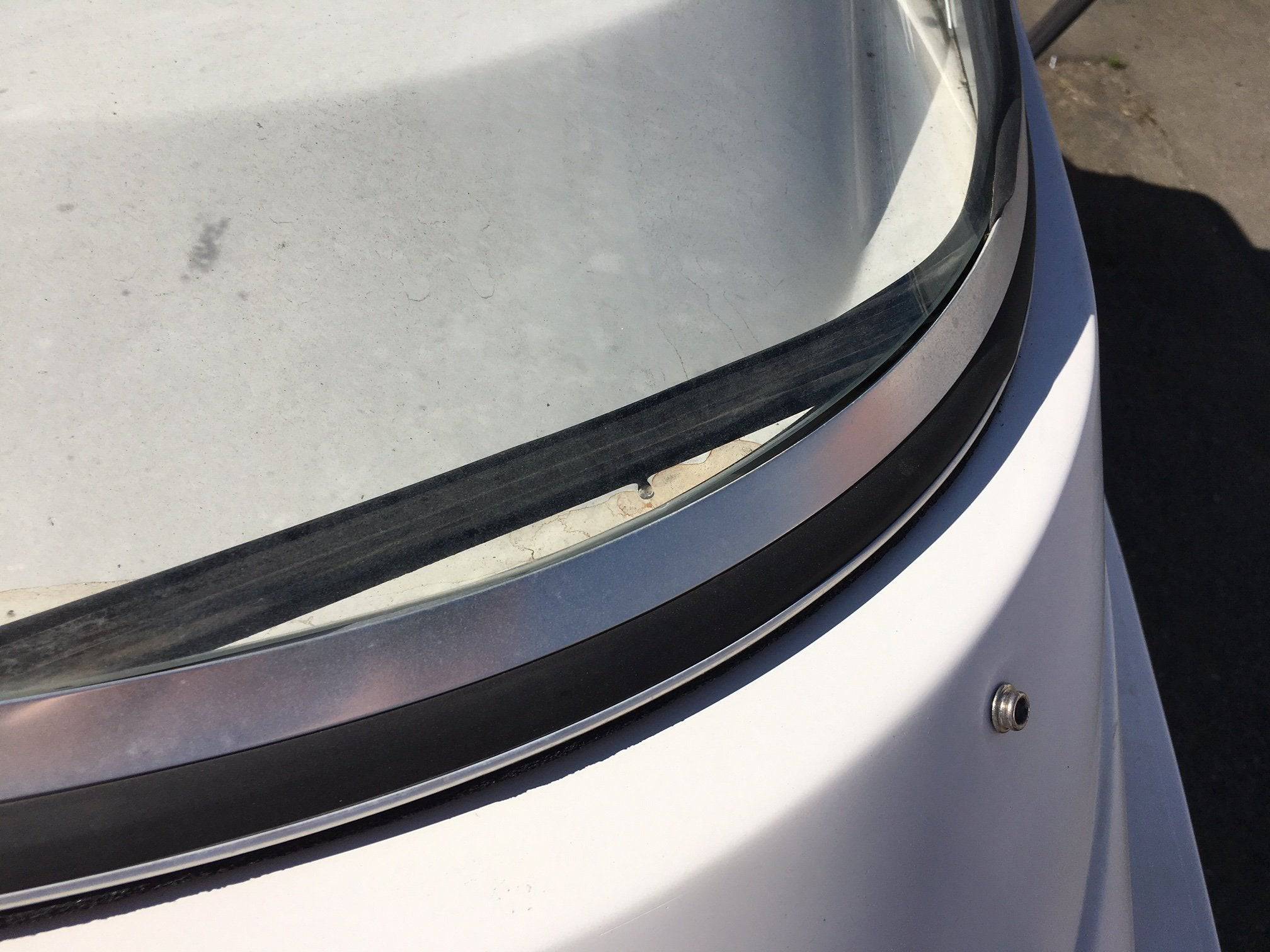 Curved Boat Windshield Glass Replacement Repair