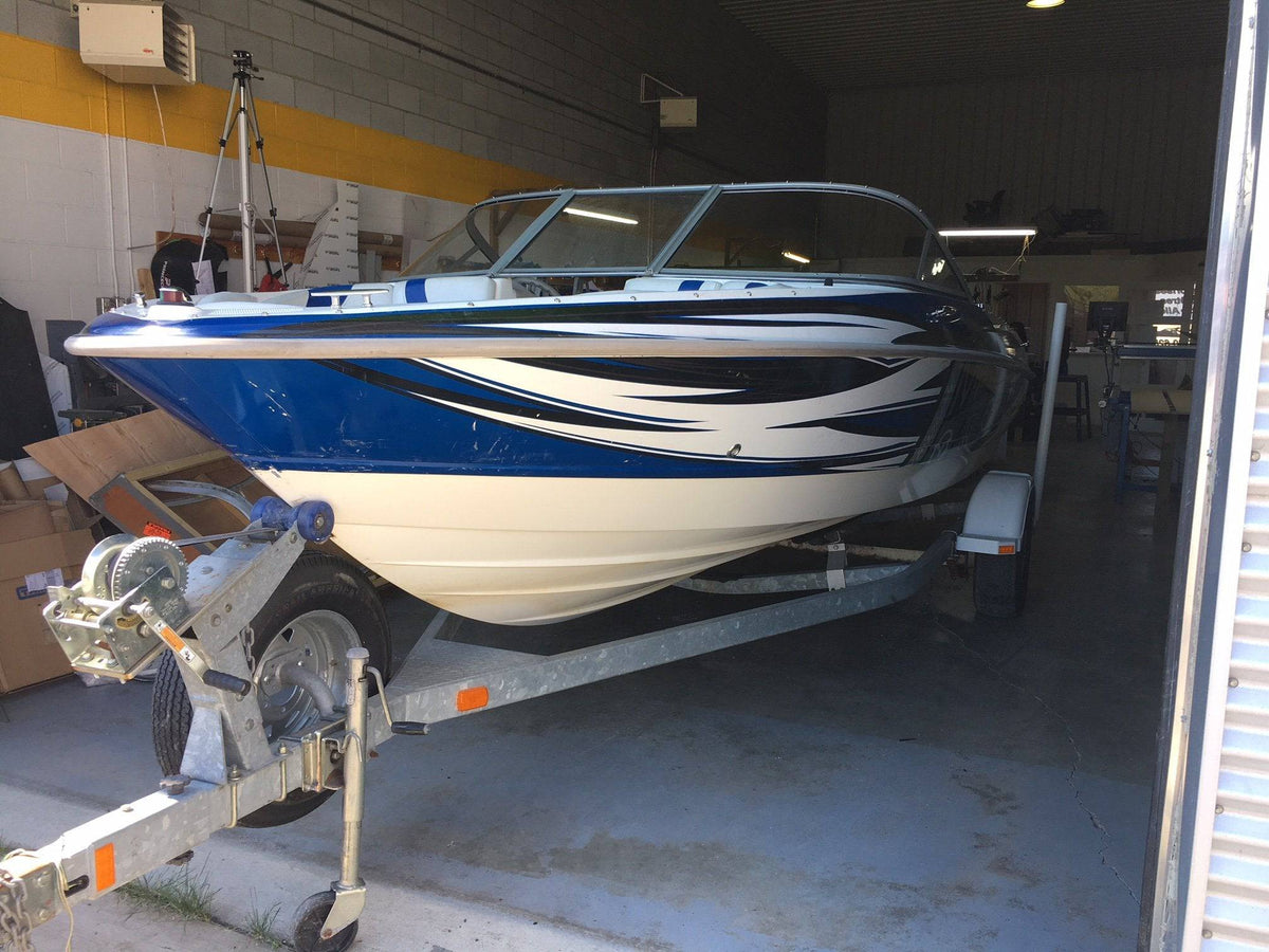 Curved Boat Windshield Glass Replacement Repair